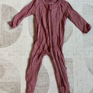 Kyte Baby Zippered Footie in Mauve